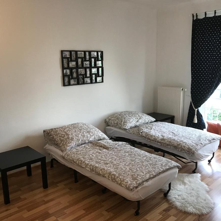 Lg Living Apartment Stockerau Eksteriør billede